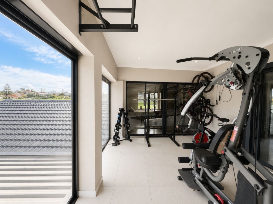 4 Bedroom Property for Sale in Flamingo Vlei Western Cape
